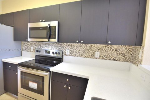 Adosado en alquiler en Homestead, Florida, 3 dormitorios, 123.1 m2 № 2023340 - foto 4