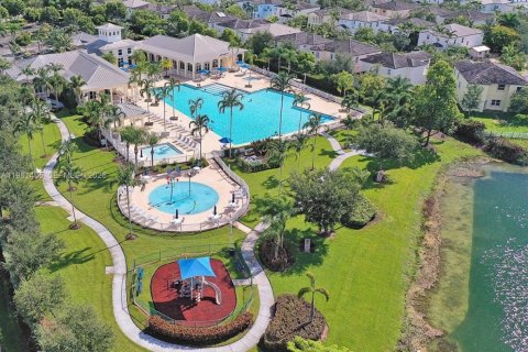 Adosado en alquiler en Homestead, Florida, 3 dormitorios, 123.1 m2 № 2023340 - foto 9