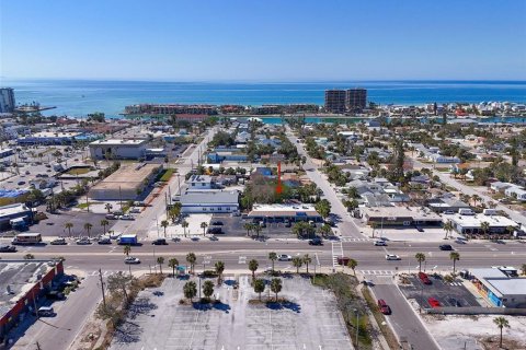 Propiedad comercial en venta en Saint Pete Beach, Florida, 284.28 m2 № 2211772 - foto 6
