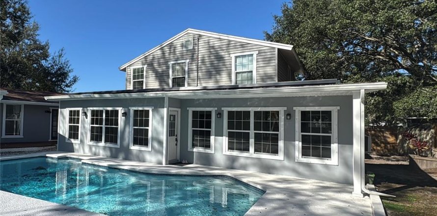 Villa ou maison à Tampa, Floride 4 chambres, 238.67 m2 № 2353233