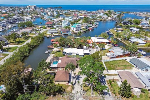 Casa en venta en Hudson, Florida, 2 dormitorios, 176.05 m2 № 1718413 - foto 2