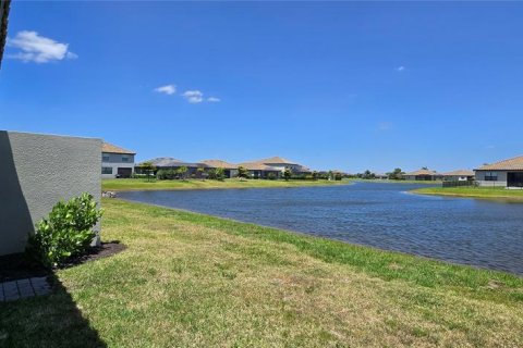 House in Bradenton, Florida 2 bedrooms, 144.65 sq.m. № 2099112 - photo 5