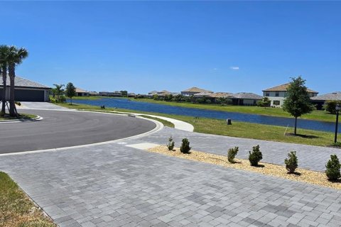 House in Bradenton, Florida 2 bedrooms, 144.65 sq.m. № 2099112 - photo 26
