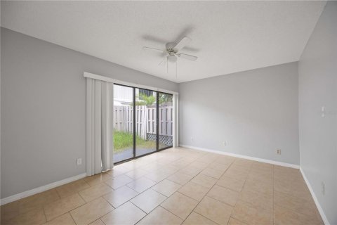 Condominio en alquiler en Sarasota, Florida, 2 dormitorios, 97.73 m2 № 1915088 - foto 9