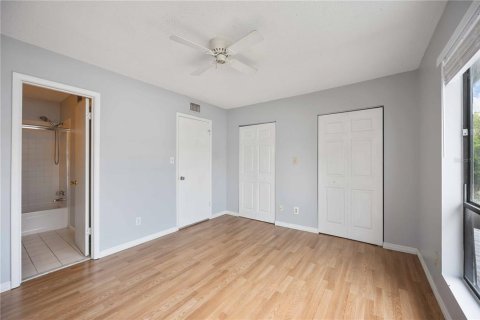 Condominio en alquiler en Sarasota, Florida, 2 dormitorios, 97.73 m2 № 1915088 - foto 18
