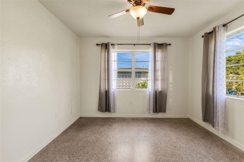 Villa ou maison à vendre à Port Charlotte, Floride: 2 chambres, 92.44 m2 № 1918065 - photo 21