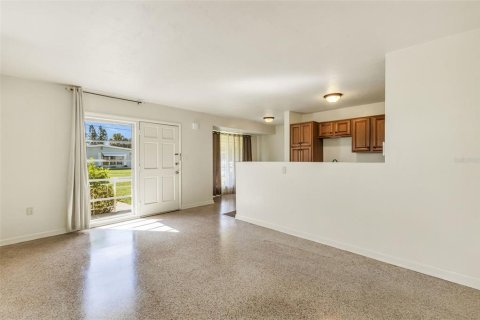 Villa ou maison à vendre à Port Charlotte, Floride: 2 chambres, 92.44 m2 № 1918065 - photo 8