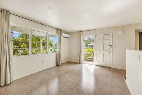 Villa ou maison à vendre à Port Charlotte, Floride: 2 chambres, 92.44 m2 № 1918065 - photo 10