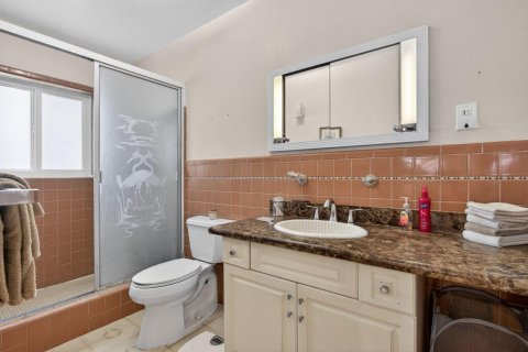 Casa en venta en Pompano Beach, Florida, 2 dormitorios, 158.03 m2 № 2188506 - foto 22