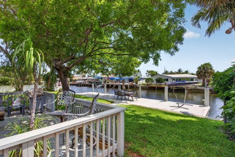 Casa en venta en Pompano Beach, Florida, 2 dormitorios, 158.03 m2 № 2188506 - foto 10