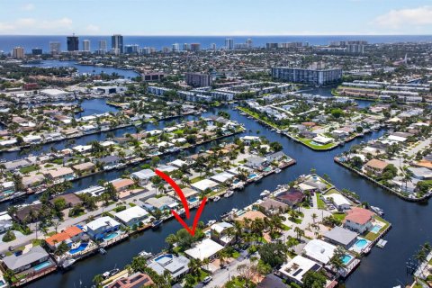 Casa en venta en Pompano Beach, Florida, 2 dormitorios, 158.03 m2 № 2188506 - foto 3