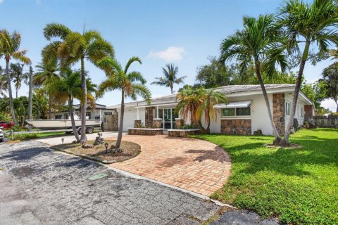 Casa en venta en Pompano Beach, Florida, 2 dormitorios, 158.03 m2 № 2188506 - foto 2