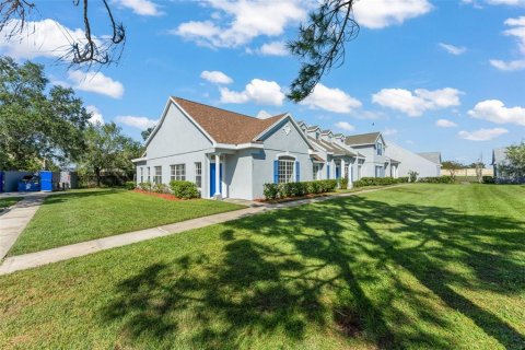 Adosado en venta en Orlando, Florida, 3 dormitorios, 127.55 m2 № 2427224 - foto 2