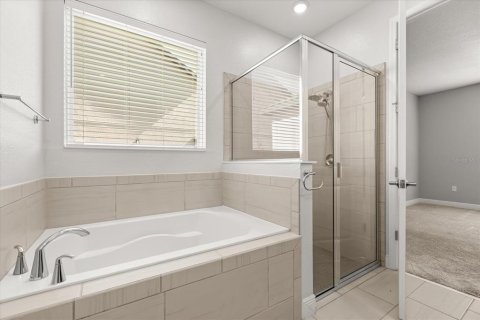 House in Longwood, Florida 4 bedrooms, 225.85 sq.m. № 1881404 - photo 18