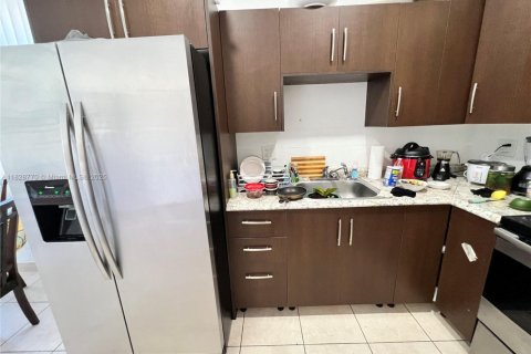 Immobilier commercial à louer à Homestead, Floride: 2 chambres, 177.63 m2 № 1977284 - photo 9