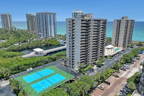 Condo in Riviera Beach, Florida, 2 bedrooms  № 2359956