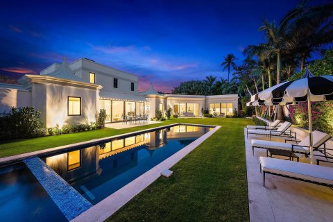 House in Palm Beach, Florida 7 bedrooms, 479.47 sq.m. № 2400516
