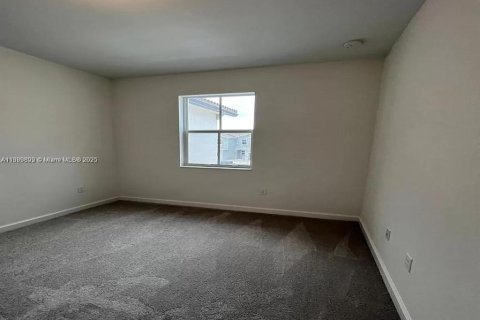 Townhouse in Miami, Florida 3 bedrooms, 157.47 sq.m. № 1953803 - photo 16