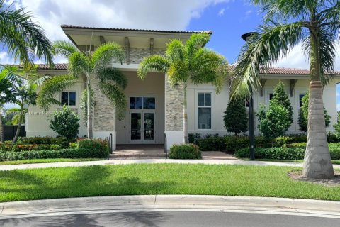 Townhouse in Miami, Florida 3 bedrooms, 157.47 sq.m. № 1953803 - photo 22