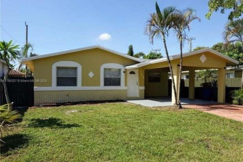 Casa en venta en Fort Lauderdale, Florida, 4 dormitorios, 123.56 m2 № 1868560 - foto 1