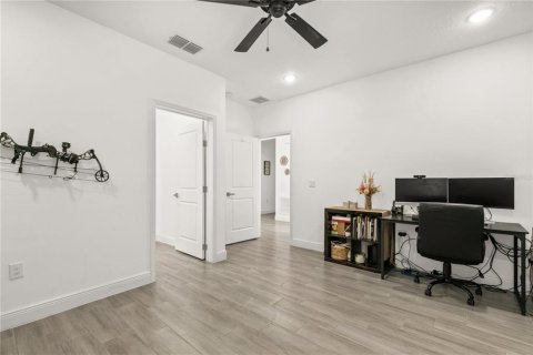 House in DeLand, Florida 3 bedrooms, 169.55 sq.m. № 1797175 - photo 21