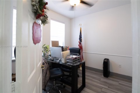 Townhouse in Doral, Florida 3 bedrooms, 135.64 sq.m. № 1997537 - photo 5