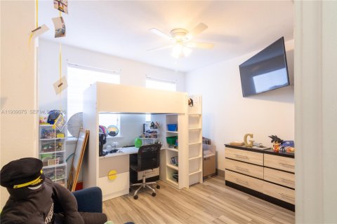 Townhouse in Doral, Florida 3 bedrooms, 135.64 sq.m. № 1997537 - photo 6