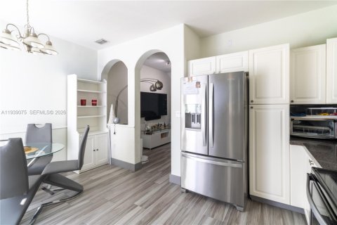 Townhouse in Doral, Florida 3 bedrooms, 135.64 sq.m. № 1997537 - photo 24