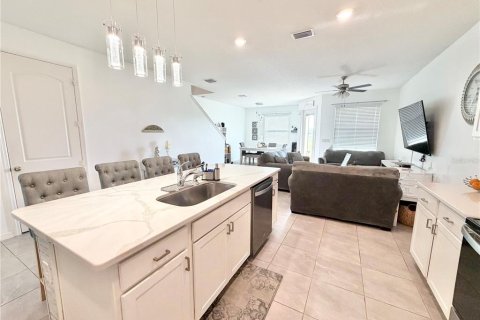 Adosado en venta en San Antonio, Florida, 3 dormitorios, 172.43 m2 № 2310701 - foto 9