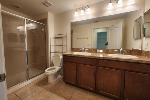 Townhouse in Brandon, Florida 2 bedrooms, 143.81 sq.m. № 1529135 - photo 18