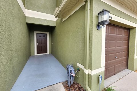 Townhouse in Brandon, Florida 2 bedrooms, 143.81 sq.m. № 1529135 - photo 3