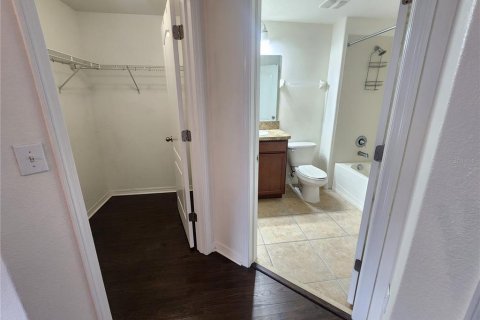 Townhouse in Brandon, Florida 2 bedrooms, 143.81 sq.m. № 1529135 - photo 25