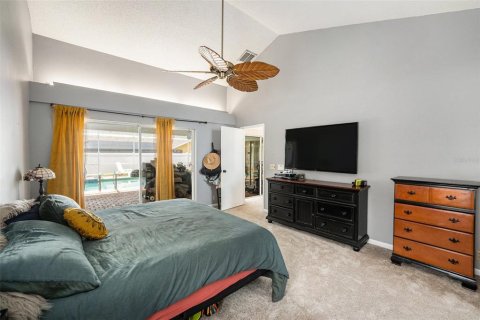 House in Palm Harbor, Florida 3 bedrooms, 194.63 sq.m. № 1794963 - photo 11