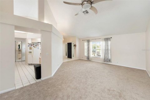 House in Palm Harbor, Florida 3 bedrooms, 194.63 sq.m. № 1794963 - photo 3