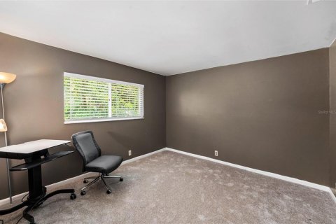 House in Palm Harbor, Florida 3 bedrooms, 194.63 sq.m. № 1794963 - photo 18