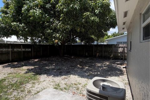 Casa en alquiler en Palmetto Bay, Florida, 2 dormitorios, 78.97 m2 № 2075188 - foto 15