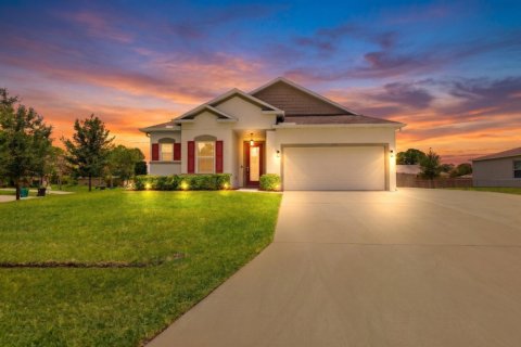Casa en Port St. Lucie, Florida 3 dormitorios, 183.2 m2 № 2078376