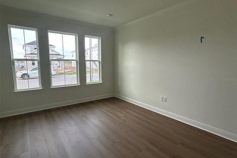 Casa en venta en Orlando, Florida, 5 dormitorios, 310.2 m2 № 1915852 - foto 8