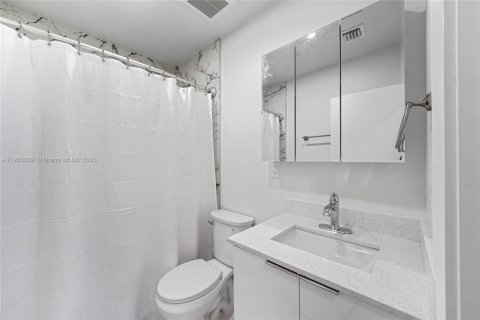 Снять в аренду виллу или дом в Плантация, Флорида 3 спальни, 182.37м2, № 1954782 - фото 25