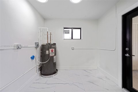 Снять в аренду виллу или дом в Плантация, Флорида 3 спальни, 182.37м2, № 1954782 - фото 12