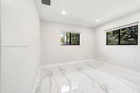 Снять в аренду виллу или дом в Плантация, Флорида 3 спальни, 182.37м2, № 1954782 - фото 18