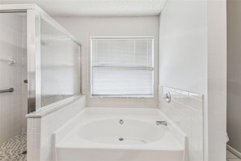 Casa en venta en Valrico, Florida, 4 dormitorios, 234.58 m2 № 1916559 - foto 27