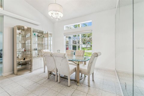 Casa en venta en Valrico, Florida, 4 dormitorios, 234.58 m2 № 1916559 - foto 10