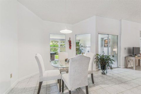Casa en venta en Valrico, Florida, 4 dormitorios, 234.58 m2 № 1916559 - foto 16