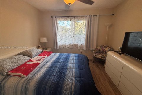 Copropriété à vendre à Tamarac, Floride: 2 chambres, 106.09 m2 № 1996833 - photo 9