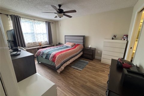 Copropriété à vendre à Tamarac, Floride: 2 chambres, 106.09 m2 № 1996833 - photo 7