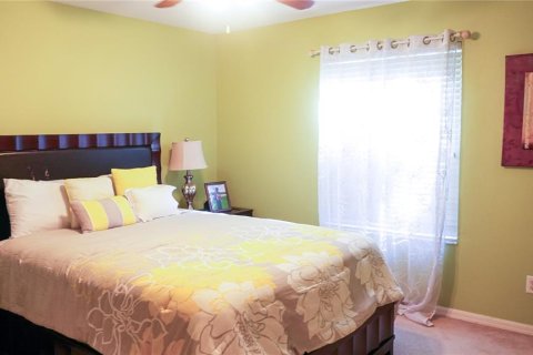 House in Clermont, Florida 4 bedrooms, 284.37 sq.m. № 1551421 - photo 20