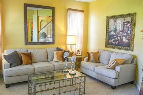 House in Clermont, Florida 4 bedrooms, 284.37 sq.m. № 1551421 - photo 6
