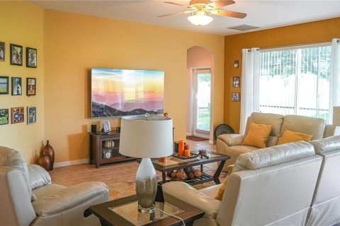 House in Clermont, Florida 4 bedrooms, 284.37 sq.m. № 1551421 - photo 5