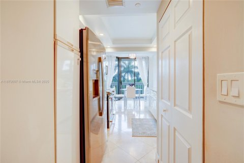 Condominio en venta en Aventura, Florida, 2 dormitorios, 144.93 m2 № 1980278 - foto 6